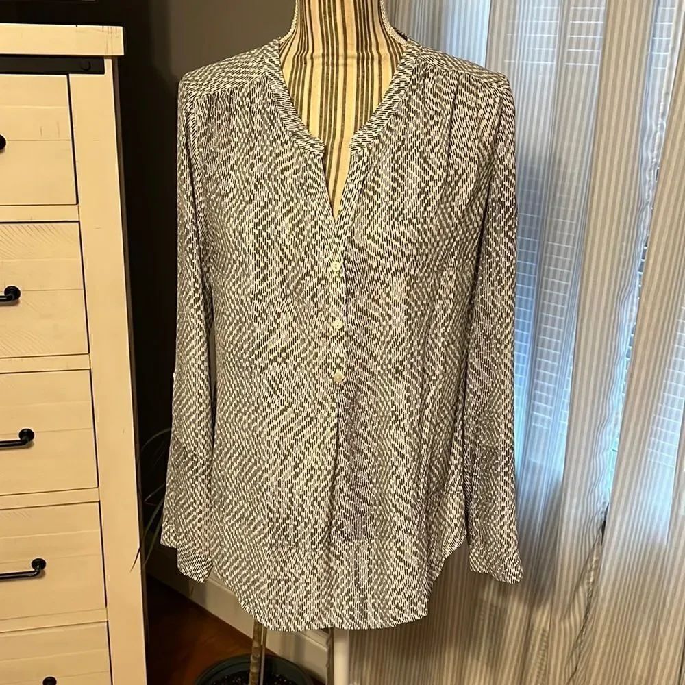 Noir Long Sleeve Blouse. Medium.